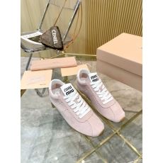 Miu Miu Casual Shoes